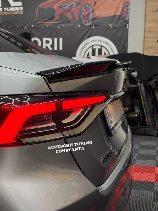 Eleron Portbagaj - Toyota Corolla 2019+ M4 Negru Lucios