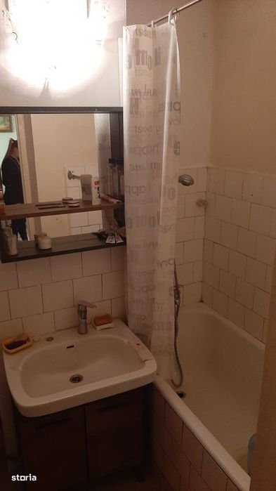 Apartament Baba Novac stradal-bloc turn