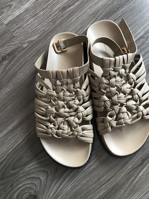 Естествена кожа Massimo Dutti, Patrizia Pepe