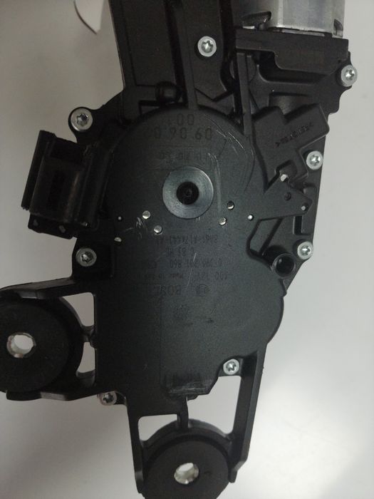 Motoras stergator haion Ford Fiesta 6 2009-2017 8A61A17K441AA