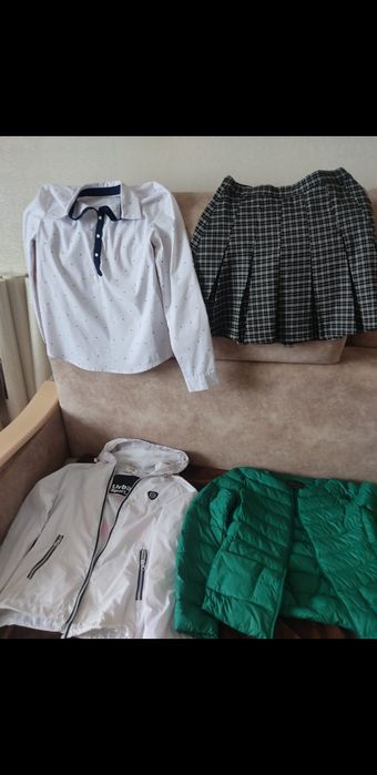 2 ветровки, юбка, рубашка