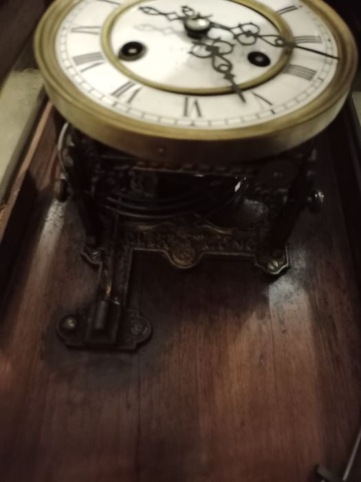 Продам старинные часы