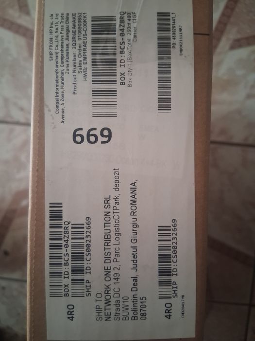 VÂND URGENT!! Laptop hp NOU!