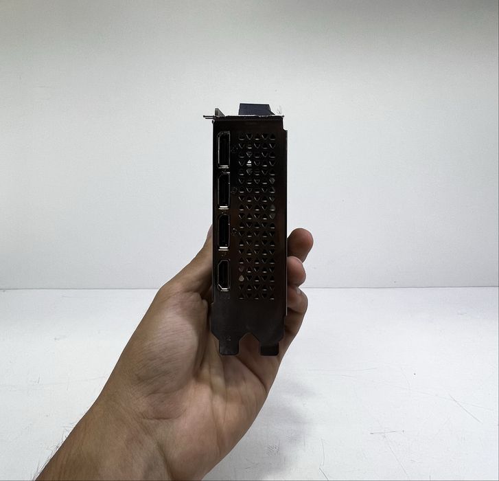 Zotac RTX 3050 1 ta coolerli