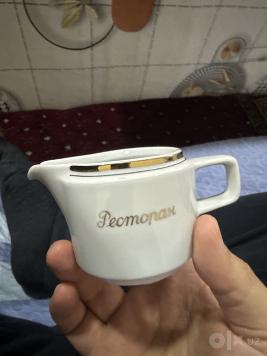 Vintage farfor sousnitsa (Germaniya, restoran sifati)