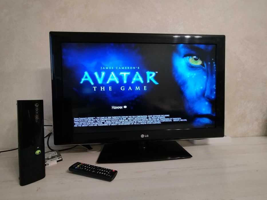 Телевизор  Оригинал с пультом