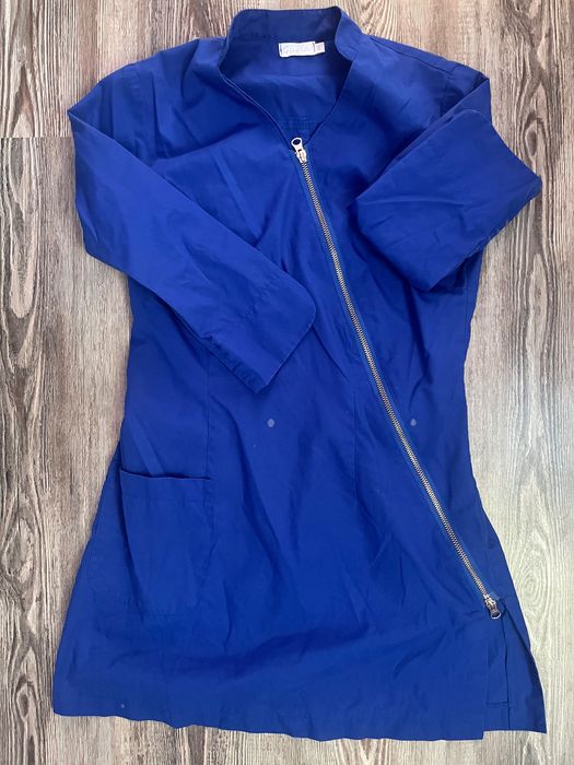 Дамска медицинска престилка