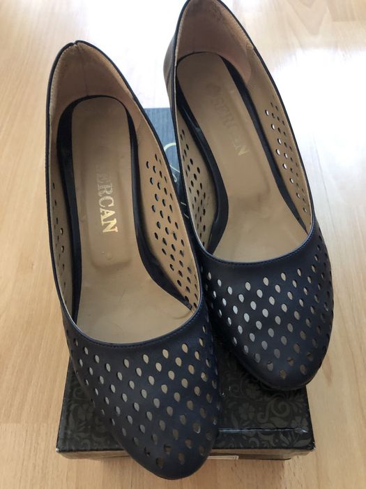 Дамски обувки