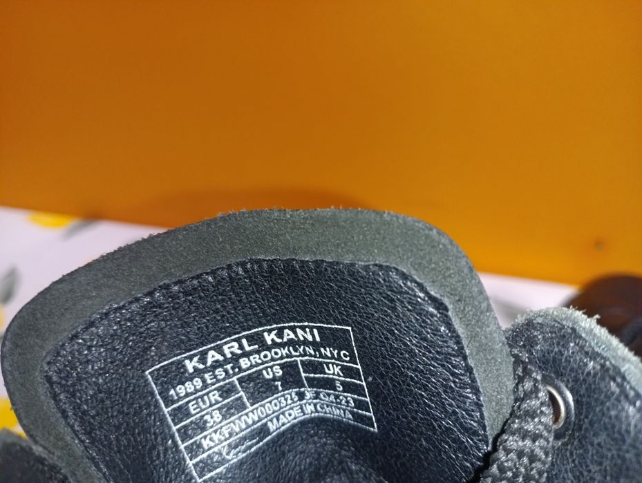 Karl Kani N 38 кожени боти - 17,5 €