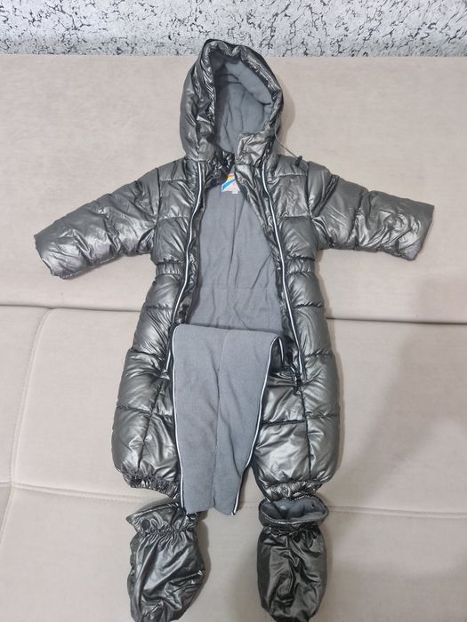 Продам детский зимний комбинезон