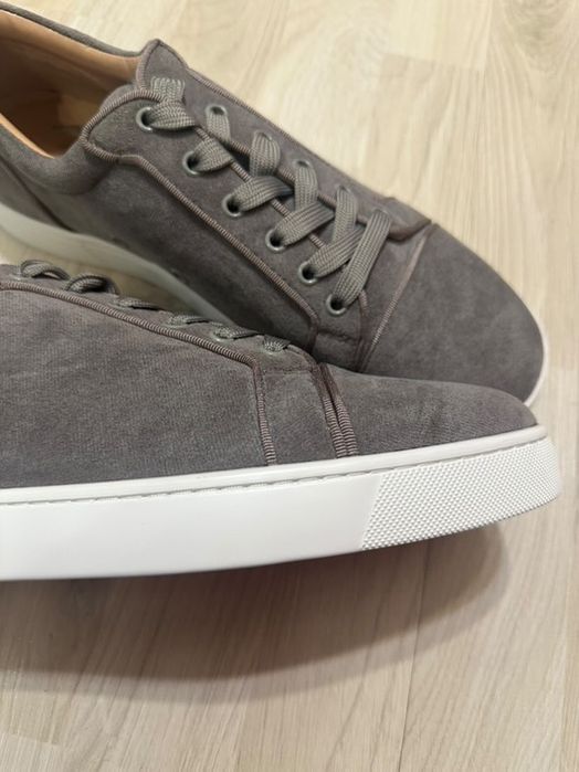 Christian Louboutin обувки