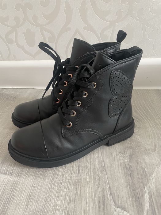 Демисезонные сапоги для девочки