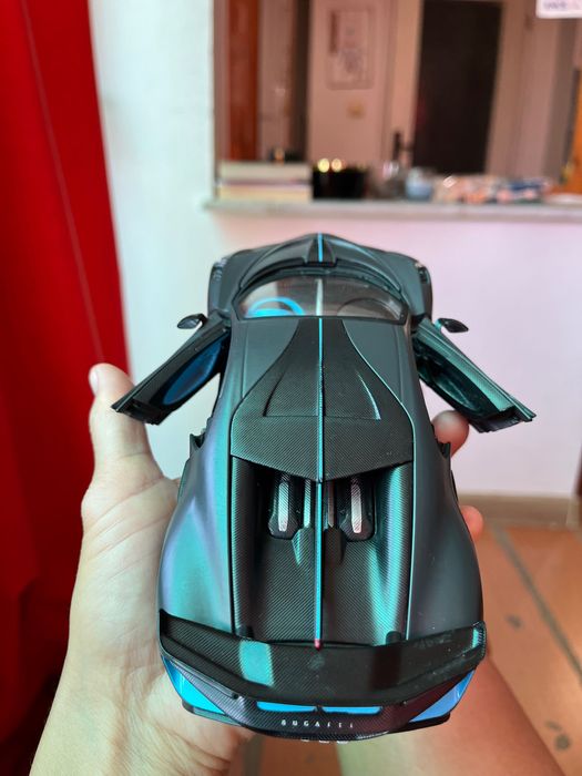 Bugatti Divo 1/24