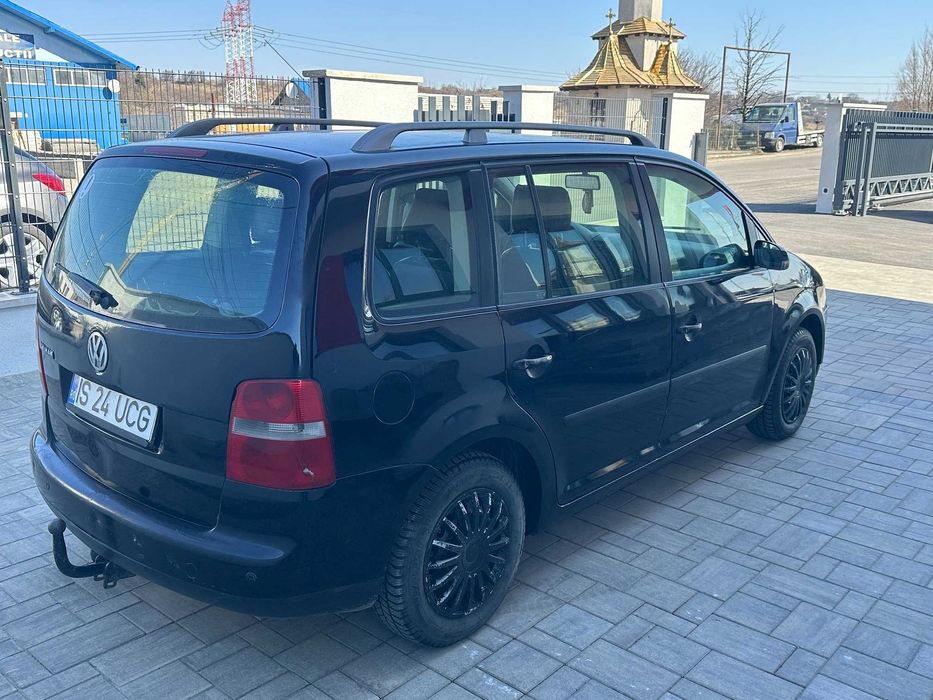 VW Touran 1,9 tdi 6+1 trepte 2005 accept variante !