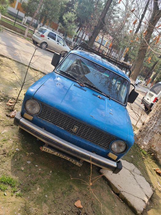 Vaz 2102 Jiguli 02 sotiladi!