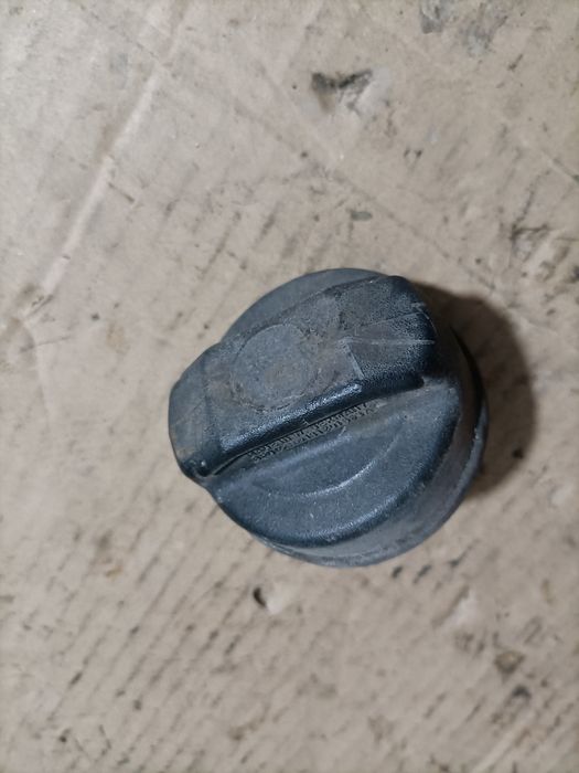 Bușon : spider 156 166 C3 C4 spark , livrez colet avantajos oriunde în