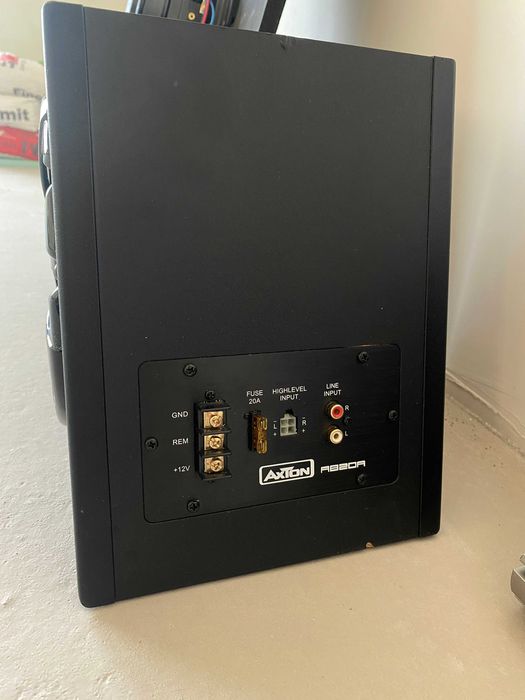 Subwoofer / Axton  AB20A