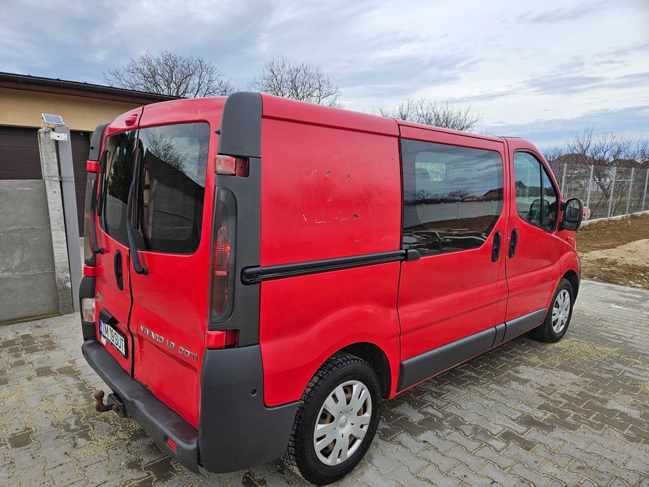 Opel Vivaro 2006 Microbuz Autoutilitară