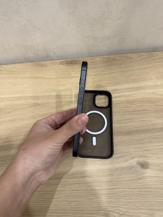 Продаётся iPhone 15, 256 ГБ