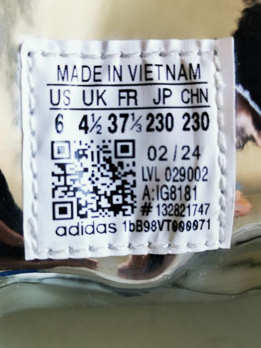 Кросовки дев Adidas 37 р