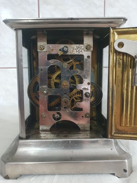 Ceas de Semineu Junghans