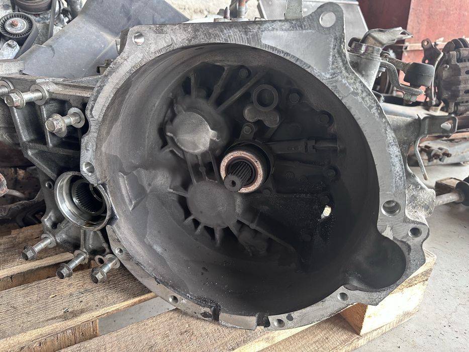 Скоростна кутия 6ск. от Mitsubishi Outlander 2.2 177к.с