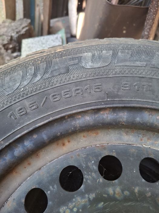 Продавам 1 бр. Джанта 15 цола
