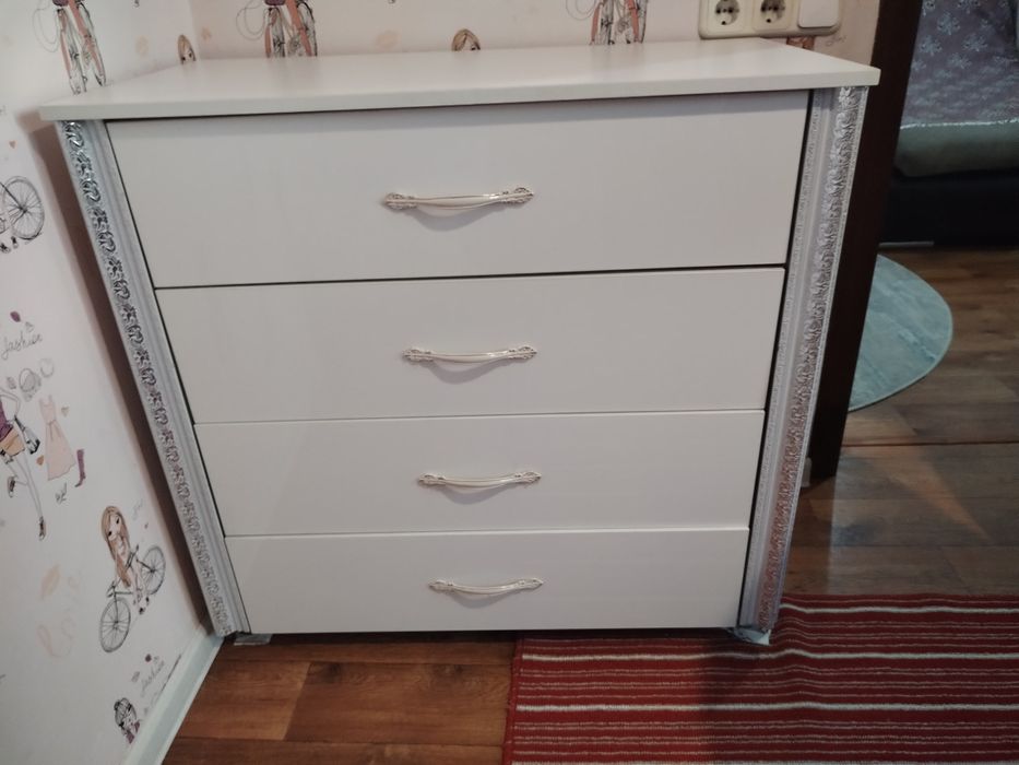 Камот с зеркалом