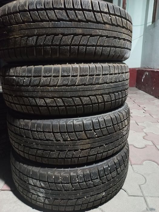 Комплект зимний шины