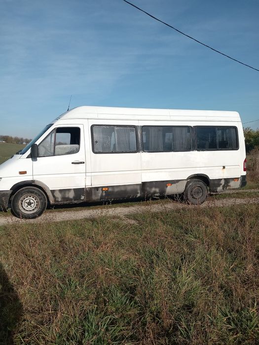 Vând Mercedes Sprinter