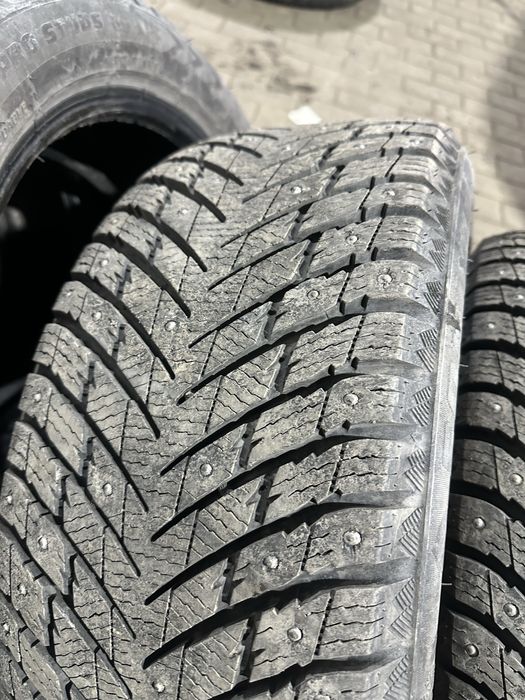 Зимние шины шипованные