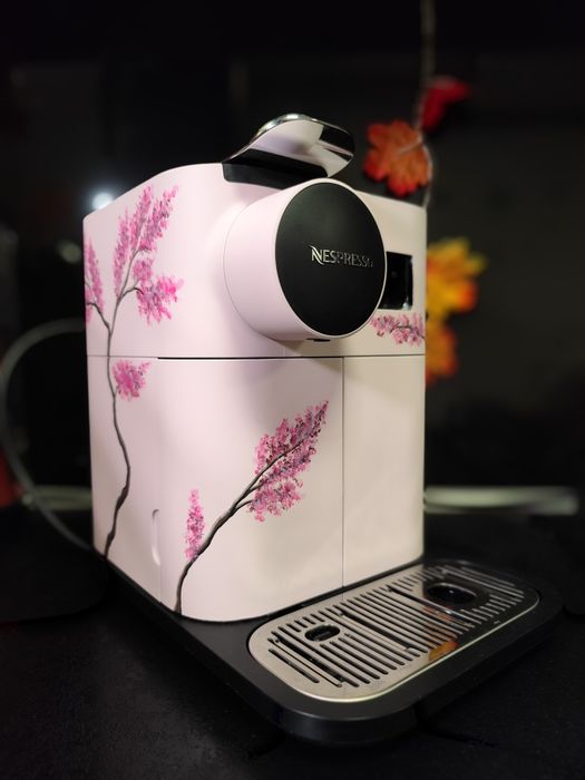 Espressor Nespresso Gran Lattissima Pictat Manual Roz Cherry Tree ...