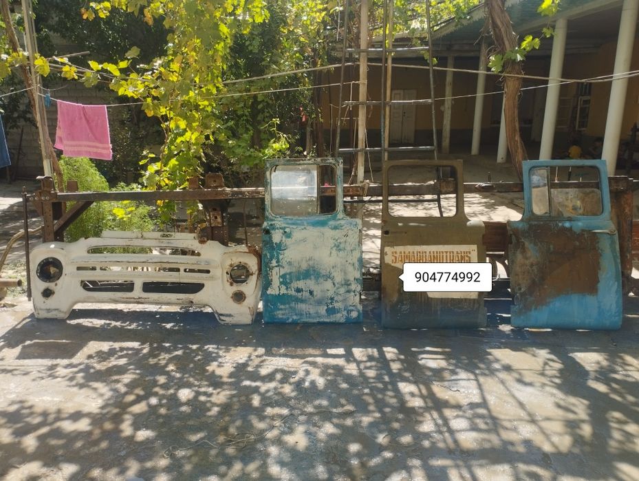 Zil oblisofka va eshiklar