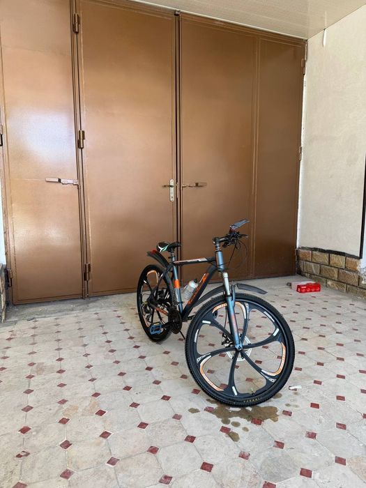 Velosiped sotiladi