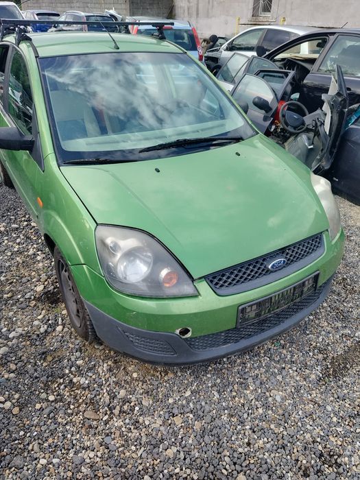 Bara fata capota usa trager aripa Ford Fiesta