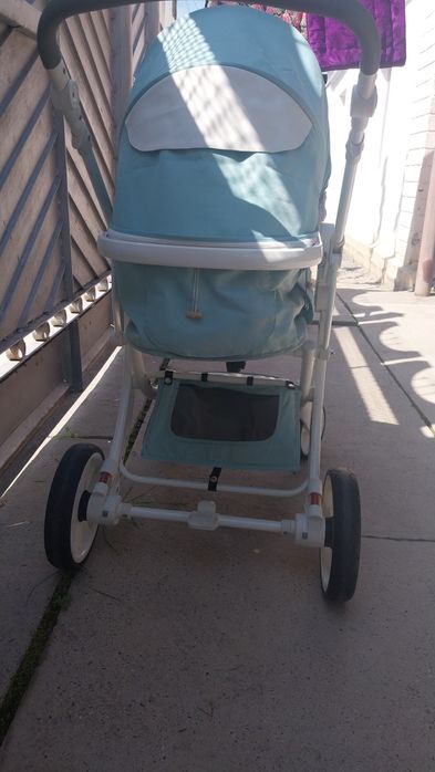 Детская коляска.