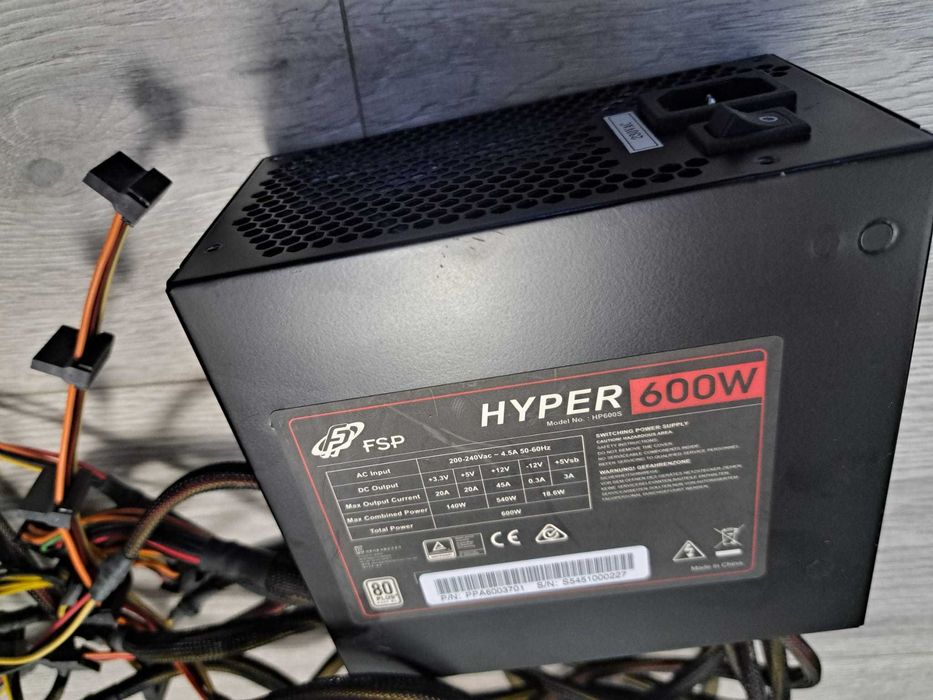 Sursa Gaming FSP HYPER 600 model HP600S putere 600W eficienta 85+