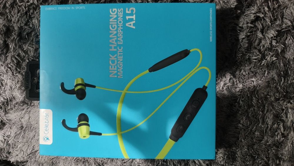 Наушники Celebrat