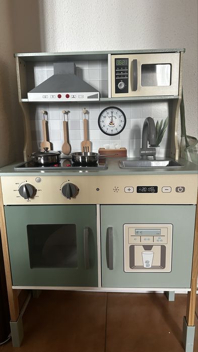 Bucatarie lemn copii