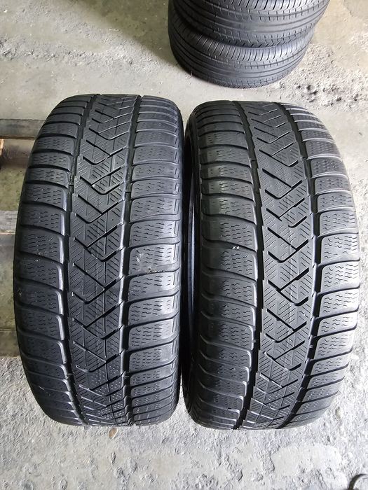 2 anvelope iarna 225 45 18 Pirelli Runflat 2020