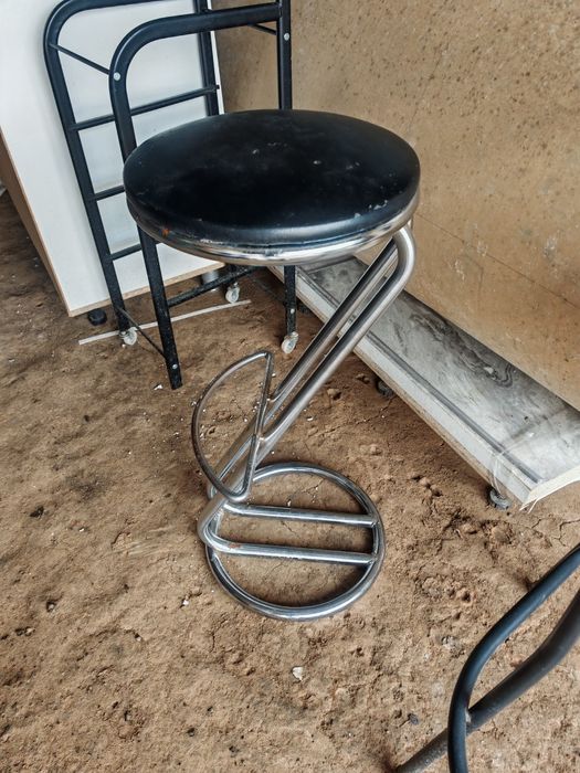 Продам стулья поштучно