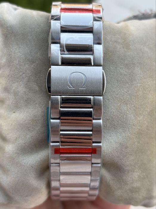 Ceas automatic Omega Aqua Terra Nou