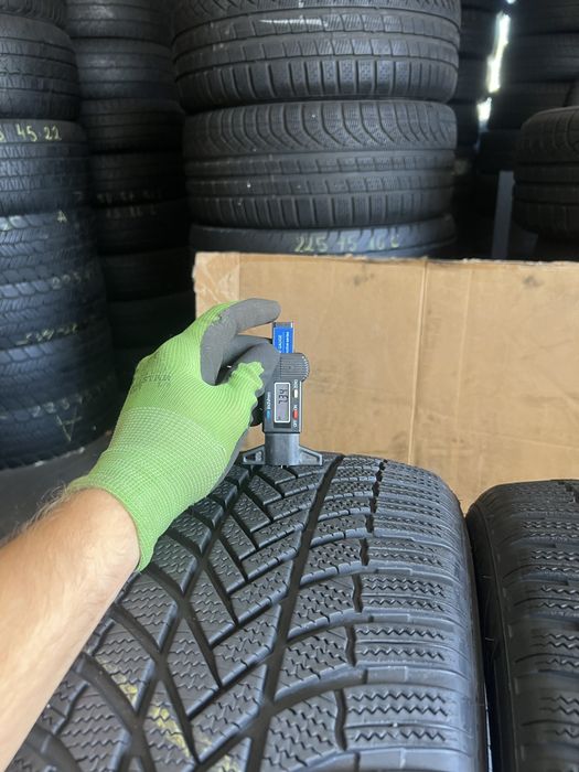 2 anvelope m+s 245/45/19 Bridgestone 7 mm!
