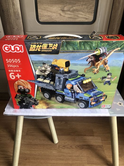 Lego - военен камион с джунгла