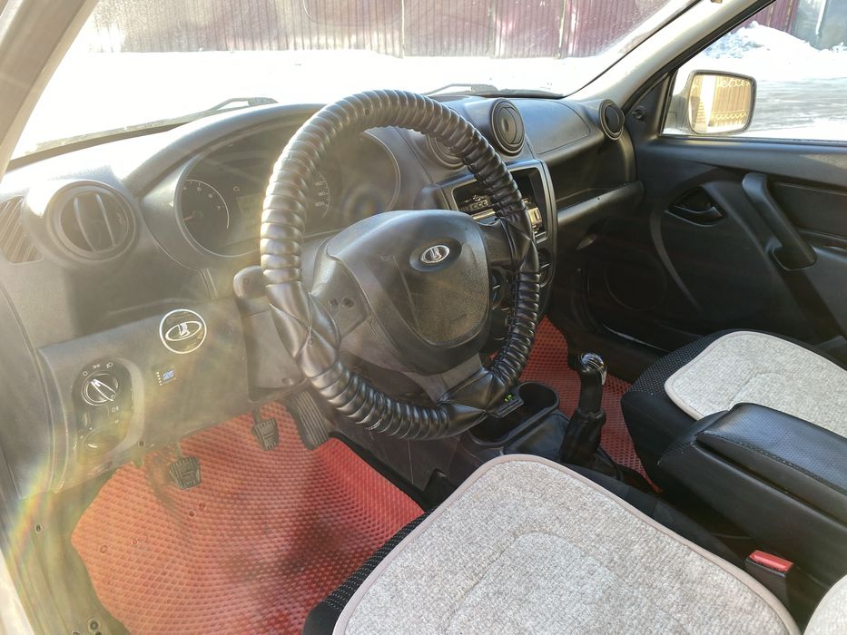 Гранта 2012 в отлично состояний