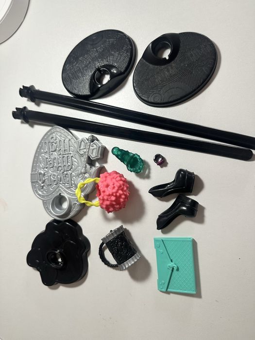 оригинальные аксессуары для кукол monster high и ever after high