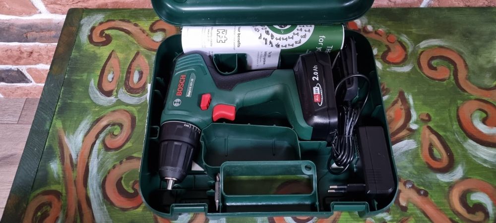 Masina de gaurit/inșurubat Bosch Easy Drill