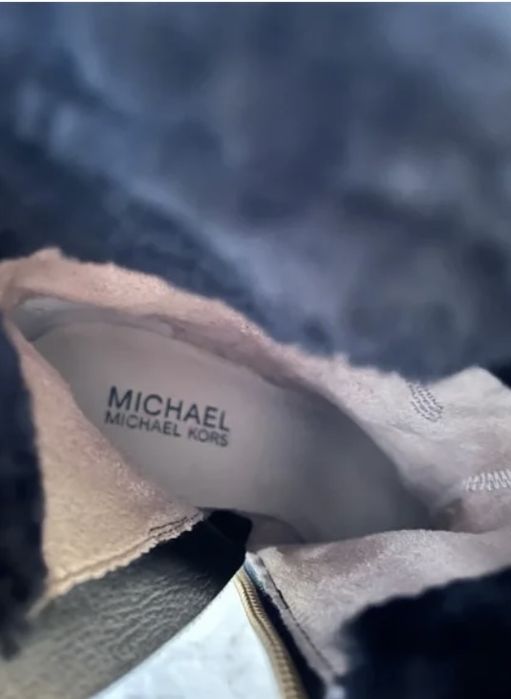 Полу сапожки от mikhael kors