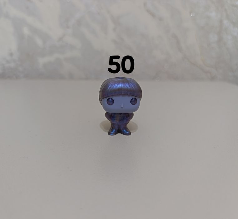 Фигурки очень странные дела