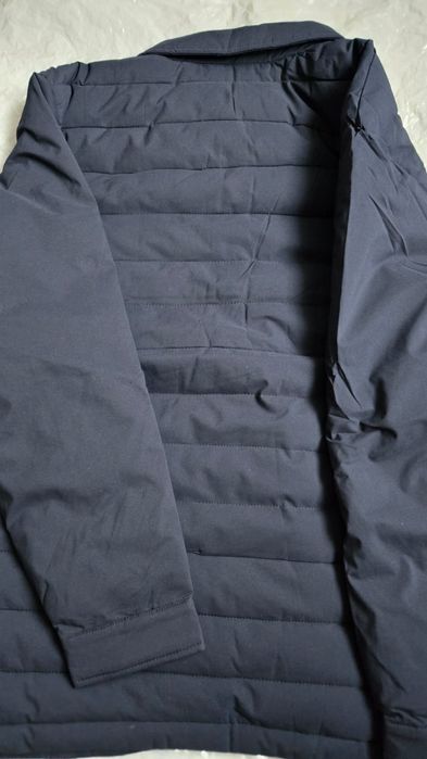 Продам новую куртку